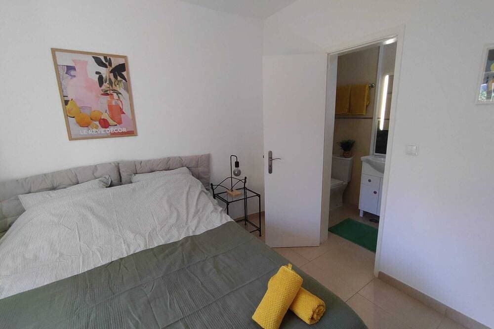 Foto 3 von 21: 3 bedroom apartment Salema Amazing sea view Shared pool Beach 5 min walk