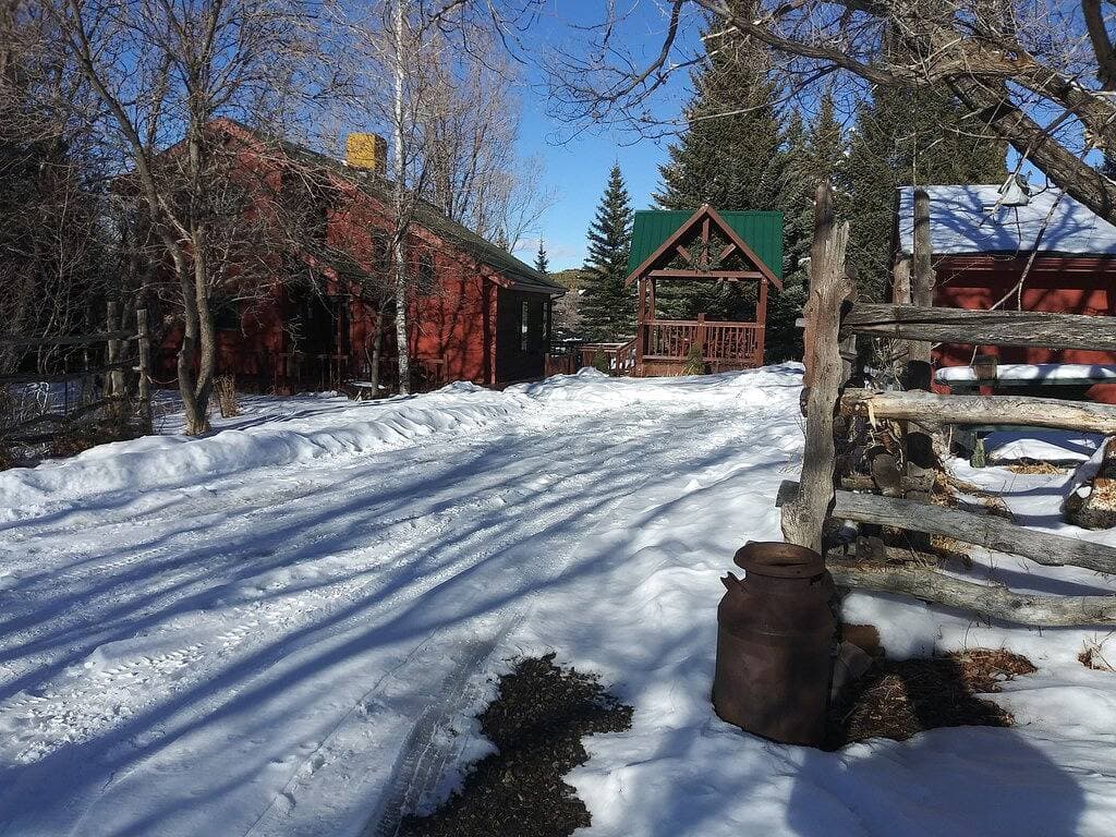 Foto 6 von 50: Die Lodge befindet sich auf dem größten Berg der Welt.