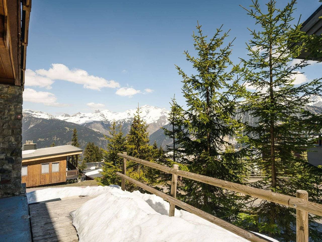 Foto 7 von 14: Stilvolles 50m² Apartment - Courchevel 1850 - 4 Personen - Schöne Aussicht - Gemütlicher Kamin