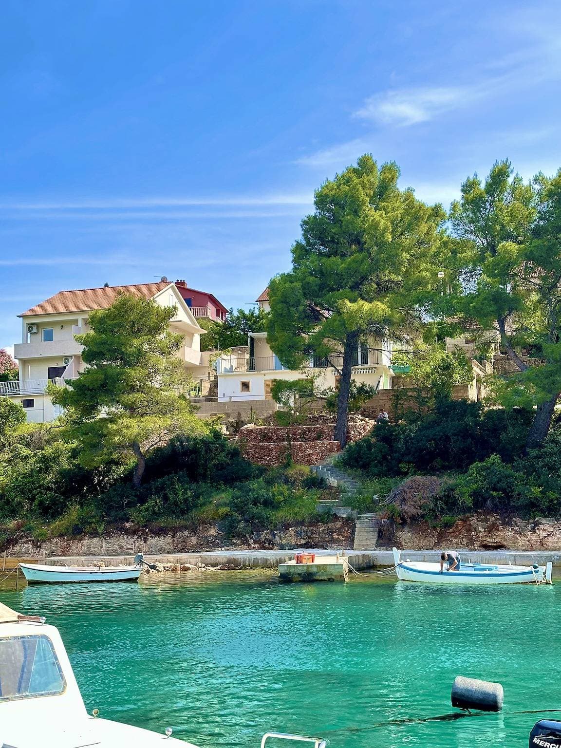 Foto 3 von 42: 1-Zimmer-Ferienwohnung am Strand Basina, Hvar A-24120-b