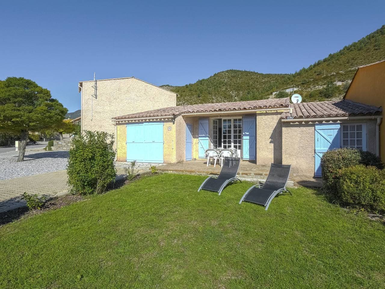 Charmante Villa in Castellane 1