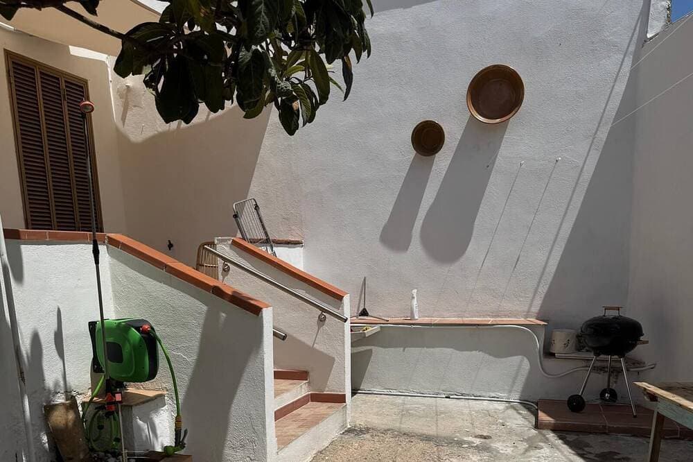 Foto 8 von 28: Janas Holiday House: in the heart of southern Sardinia. Sea and real Sardinia.
