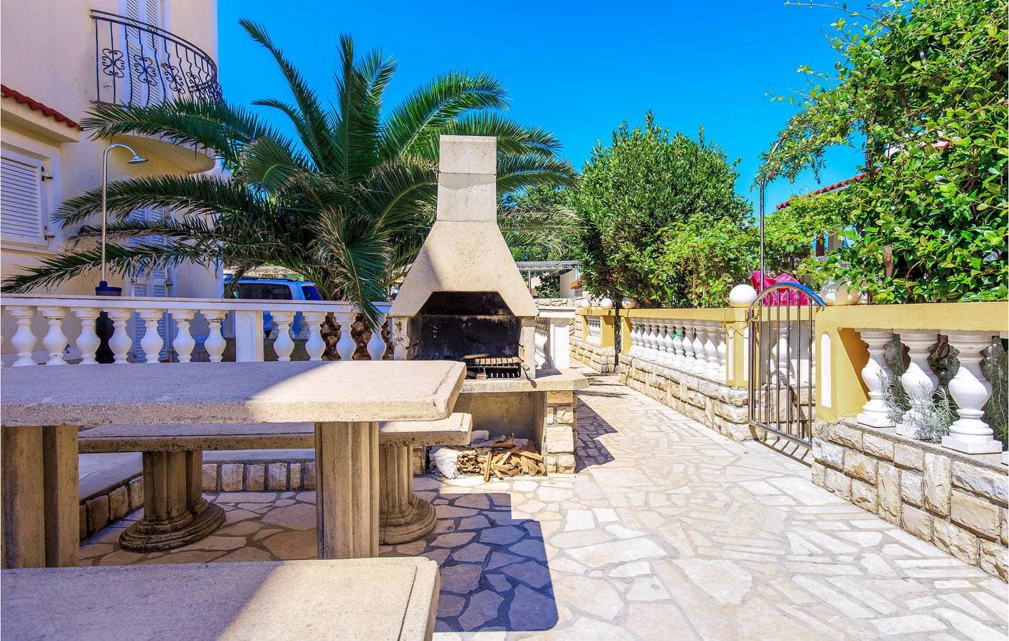 Foto 12 von 31: Gemütliche Ferienwohnung am Meer mit Terrasse und moderner Ausstattung