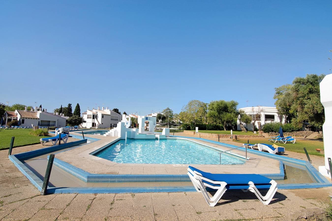 Seaside Villa Pedras D'el Rei 423A 1