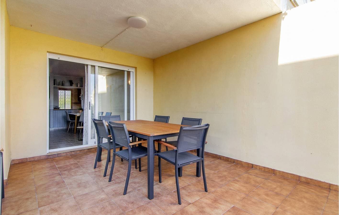 Foto 12 von 22: Gemütliches 65 qm Apartment mit Pool, Terrasse und Strandzugang