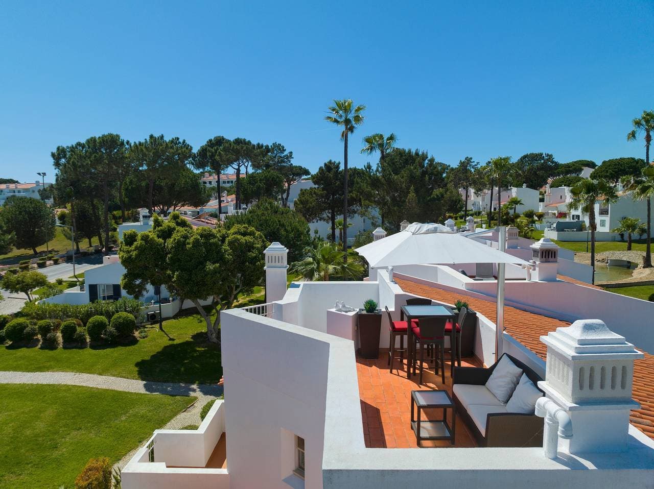 Foto 3 von 17: Villa 'Vila Senna' mit privatem Pool, WLAN und Klimaanlage