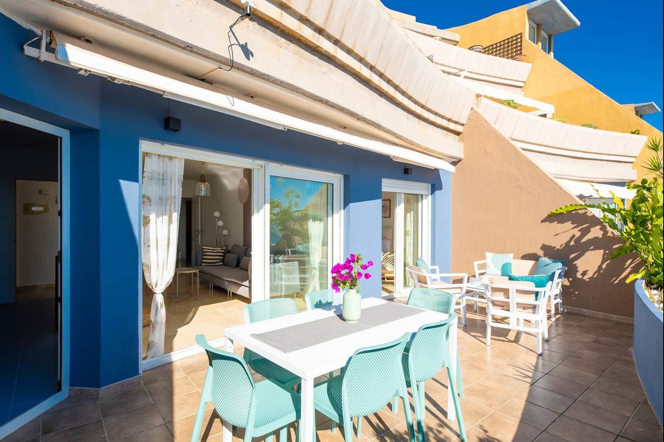 Foto 8 von 32: Ferienwohnung für 6 Personen mit Meerblick