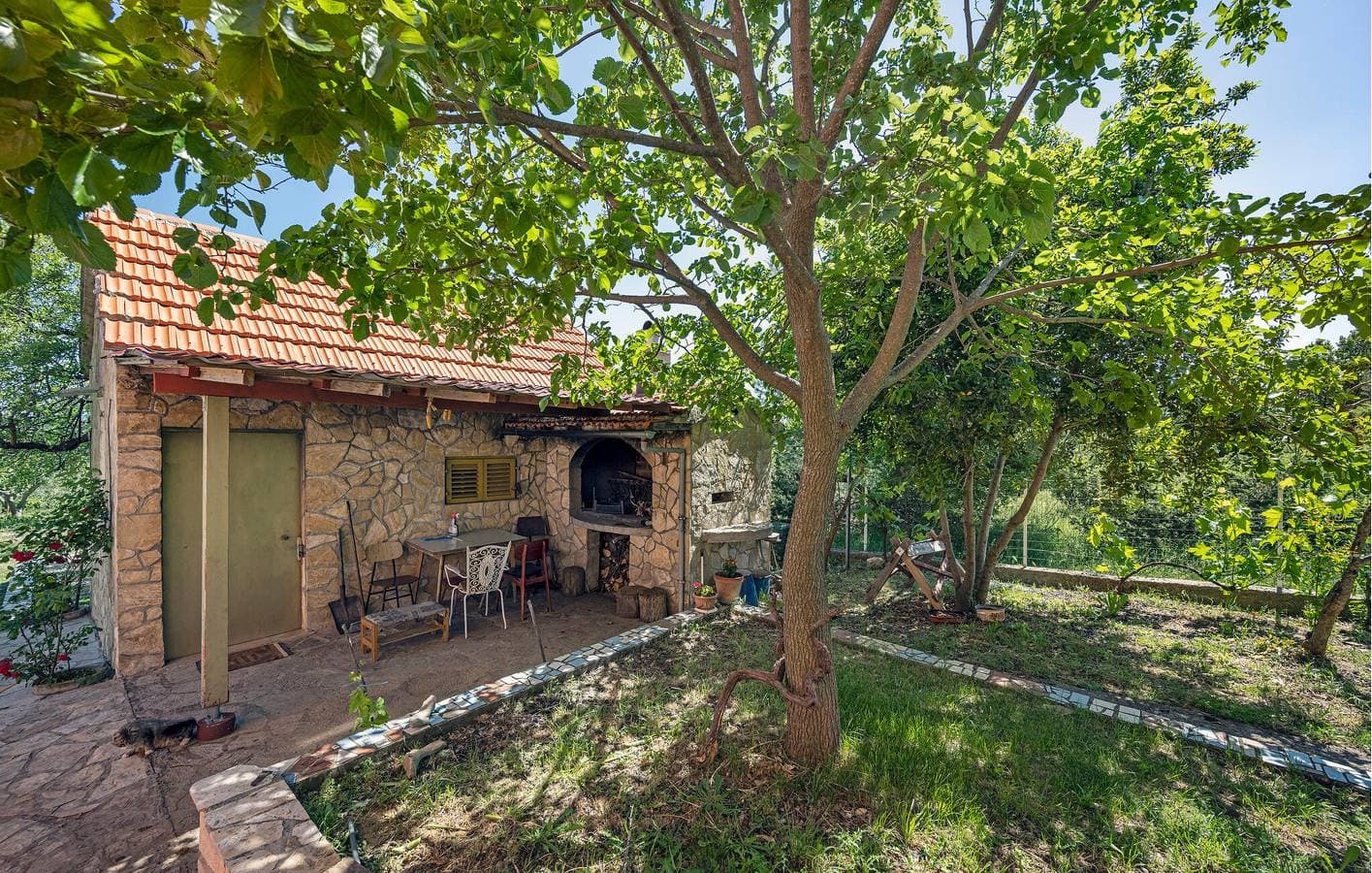 Foto 11 von 29: Gemütliche Ferienwohnung mit Terrasse, Küche, WLAN und Parkplatz