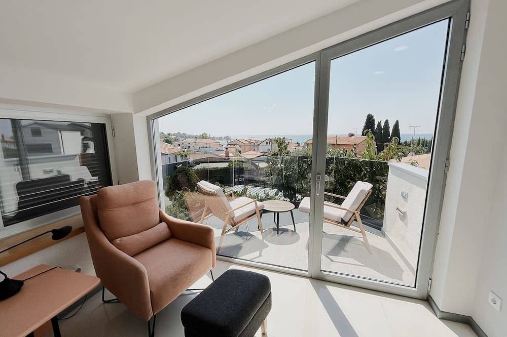 Foto 9 von 27: Juni in 2 + 1 Wohnung mit Meerblick Terrasse nur wenige Schritte vom Sandstrand entfernt