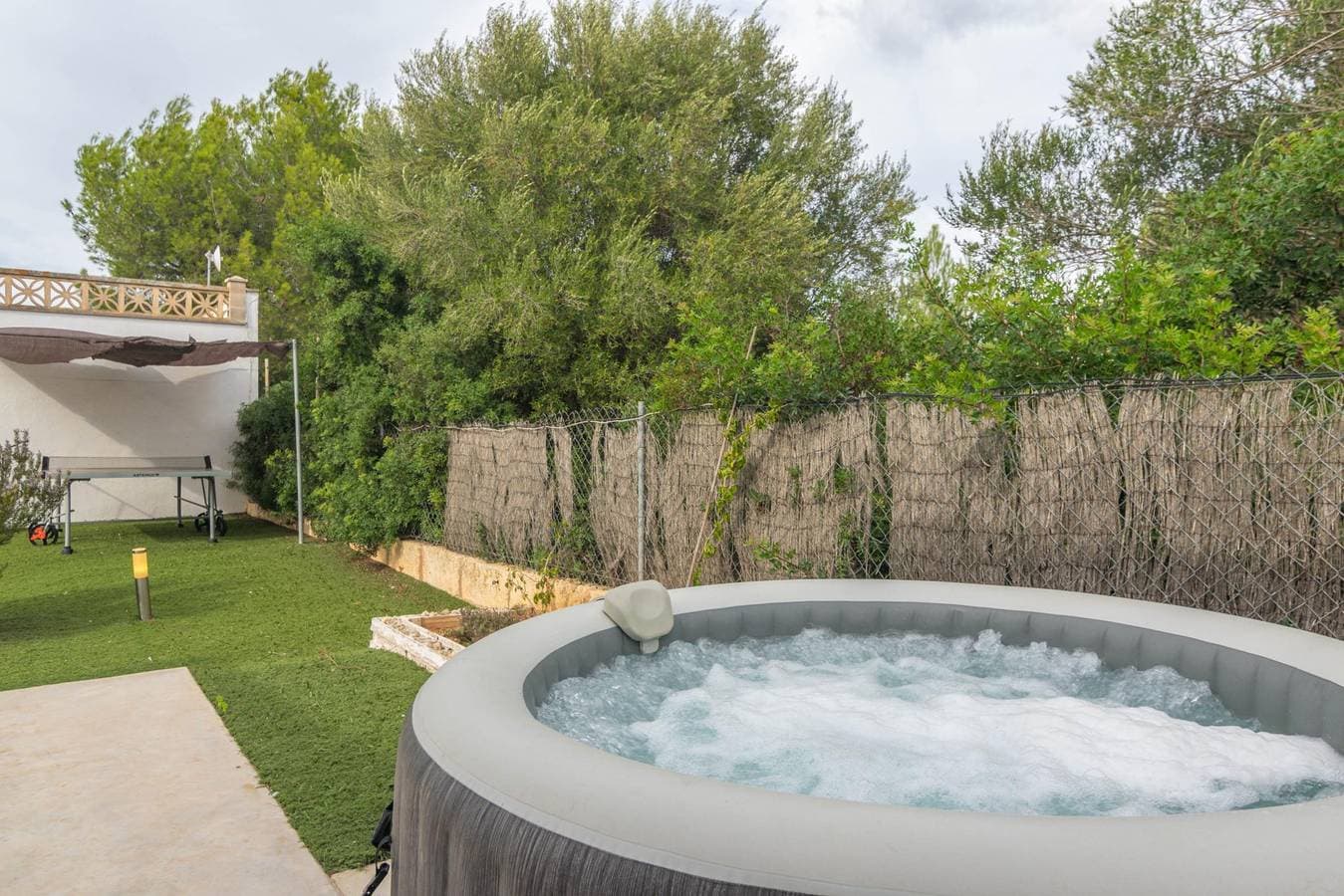 Foto 3 von 30: Sestanyol - Strandhaus mit Whirlpool und in Strandnähe. Perfekt für Paare. WiFi gratis.