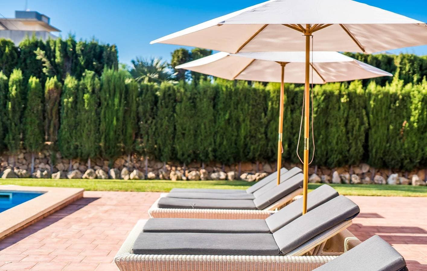 Foto 11 von 42: Gemütliche Strandwohnung mit Terrasse und Grill, 2 km von Playa de Ses Covetes entfernt