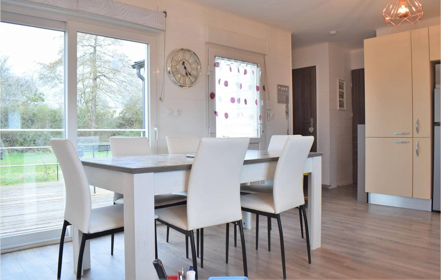 Foto 4 von 30: Apartment am Strand mit Parkplatz und Annehmlichkeiten