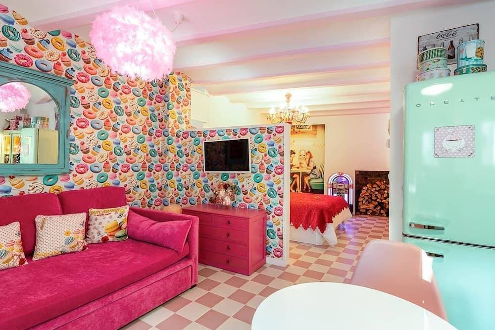 Foto 5 von 16: The 50's Suite. Barbie's summer house. Bathtub and jukebox
