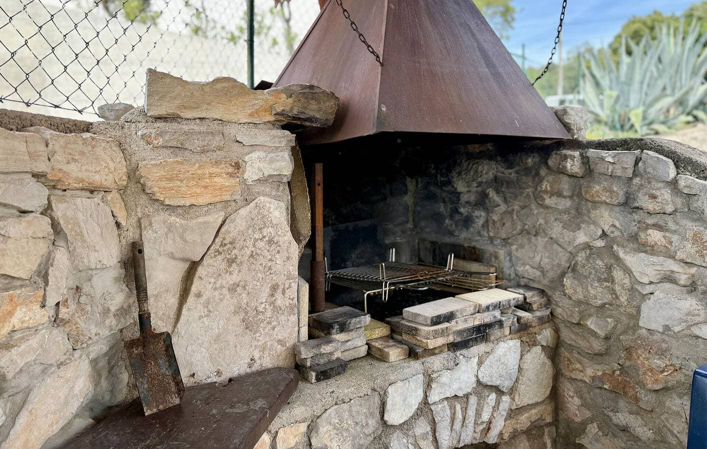 Foto 12 von 28: Gemütliche Ferienwohnung mit Pool, Terrasse und Zugang zum Strand – nur 2 km entfernt!
