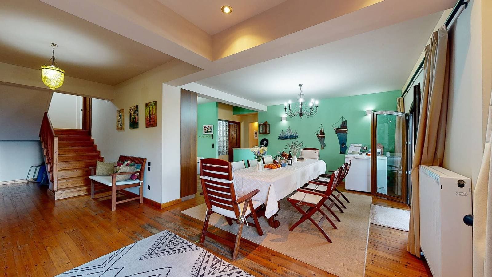 Foto 11 von 56: Villa für 6 Personen mit Balkon