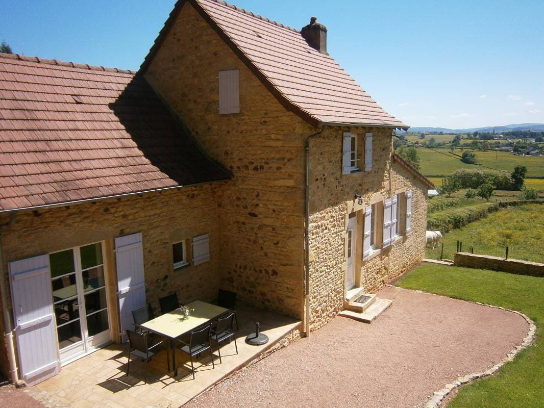 Au Petit Paradis 1