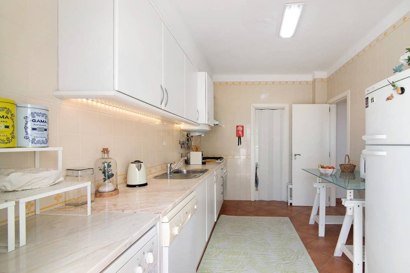Foto 10 von 25: Apartment 'Prainha Paradise - Algarve' mit Gemeinschaftspool, WLAN und Klimaanlage