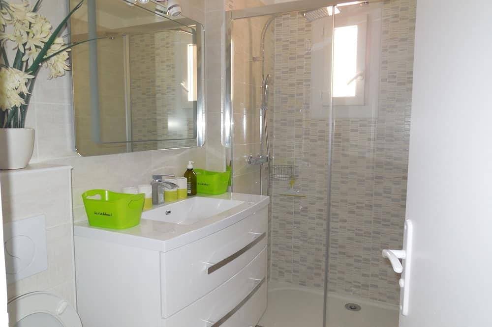Foto 7 von 30: Heiliges Kreuz Von Verdon Appart Duplex 70m2 Seeblick WIFI TV Sat Parkplatz