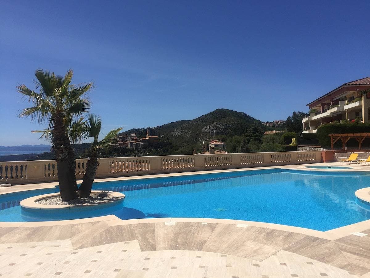 Foto 7 von 29: Atemberaubendes Penthouse mit Panoramablick auf Eze Village und die französische Riviera
