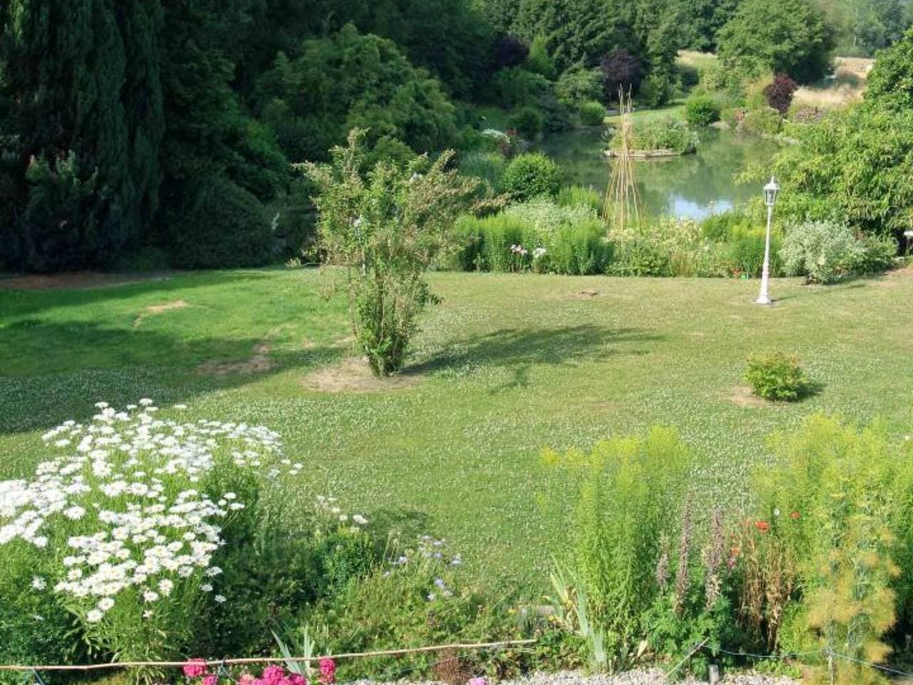 Foto 13 von 22: Charmantes Duplex im Herzen von Pays des haras mit ruhigem Garten und WiFi