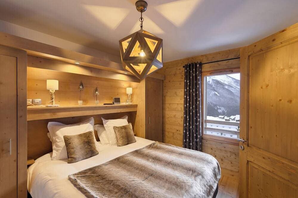 Foto 2 von 30: Appart Champagny La Plagne - Ski-in Ski-out, Wifi, Bettwäsche und Endreinigung inklusive