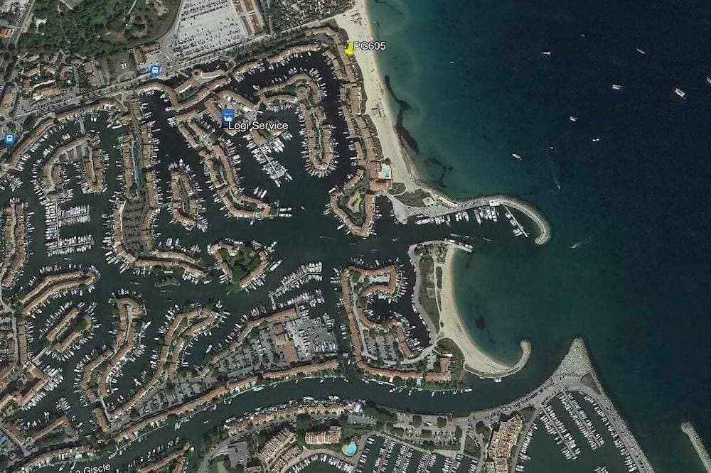 Foto 9 von 11: Wunderschöne klimatisierte Wohnung für 4 Personen mit Panoramablick auf das Meer über den Golf von Saint-Tropez