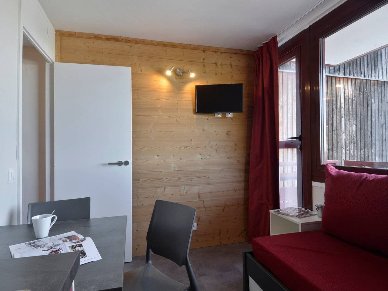 Renoviertes Studio im Zentrum der Station 1