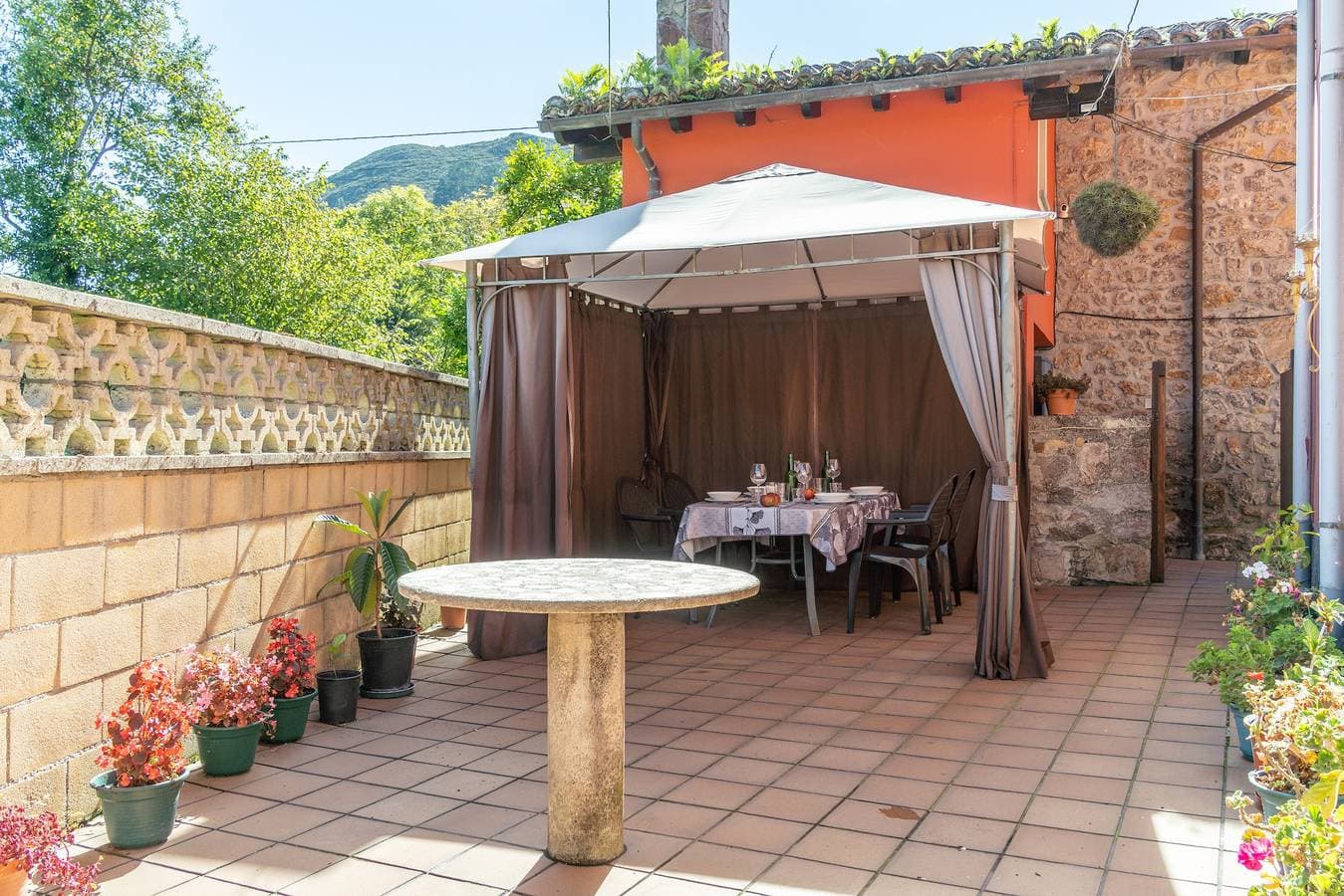 Foto 2 von 30: Finca 'La Casina De Cuencu' mit Bergblick, privater Terrasse und WLAN