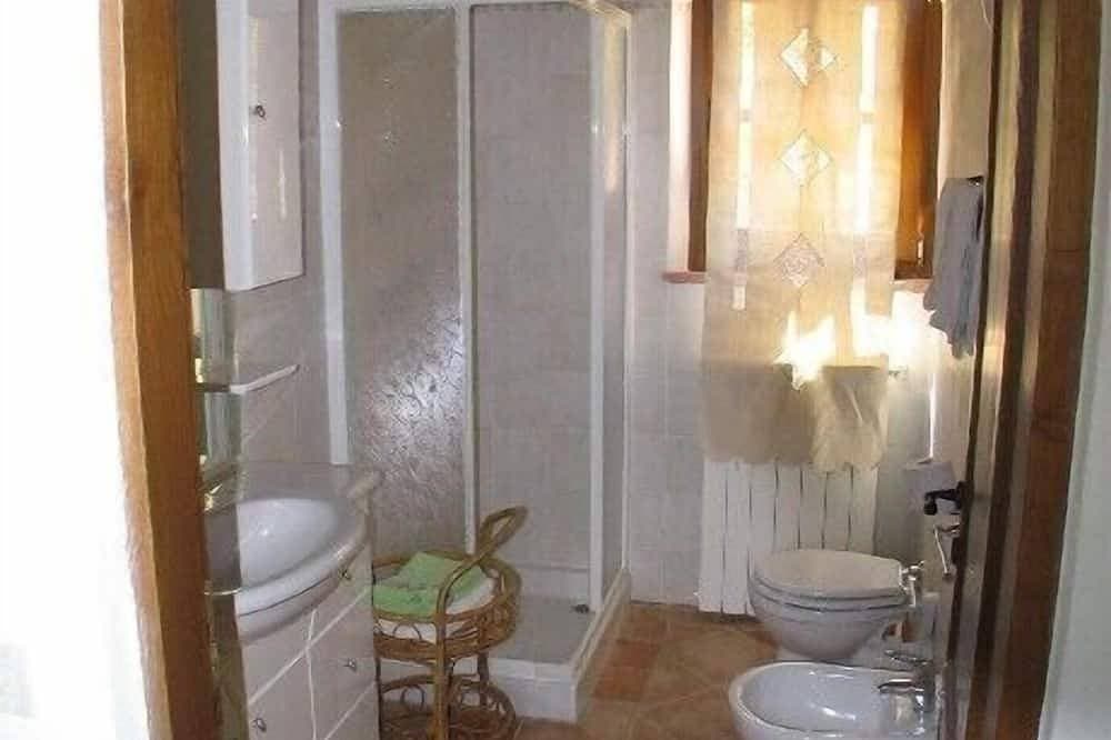 Foto 4 von 14: Ferienhaus fuer 2 Pesonen auf kl. Landgut mit  Pool, naehe heisse Quellen