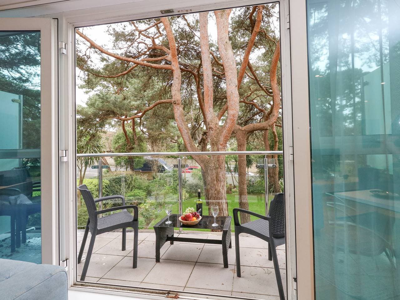 Foto 9 von 50: Cottage für 8 Personen mit Balkon