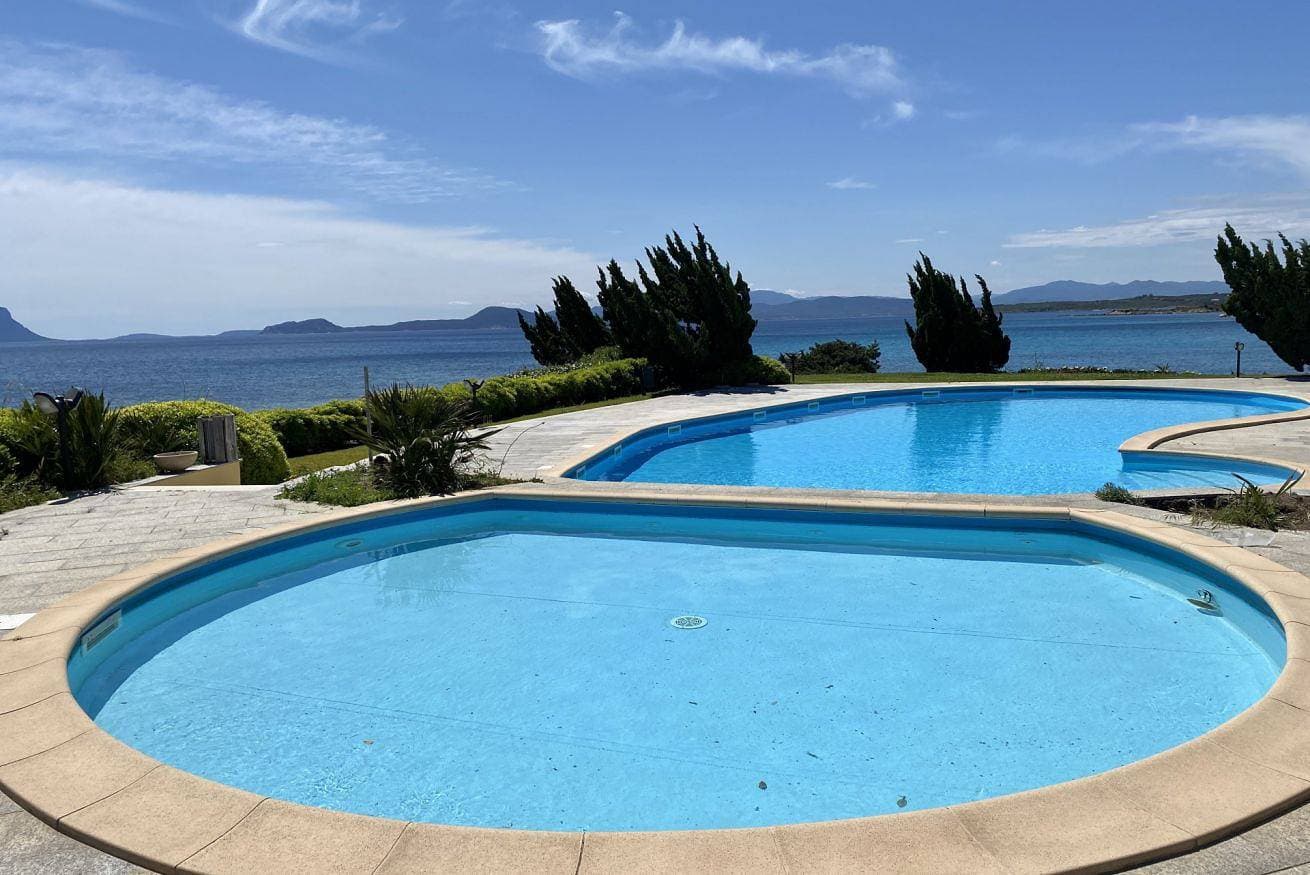 Foto 11 von 25: Ginestra Apartment. Three-room apartment, sleeps 6, on the ground floor with sea view.