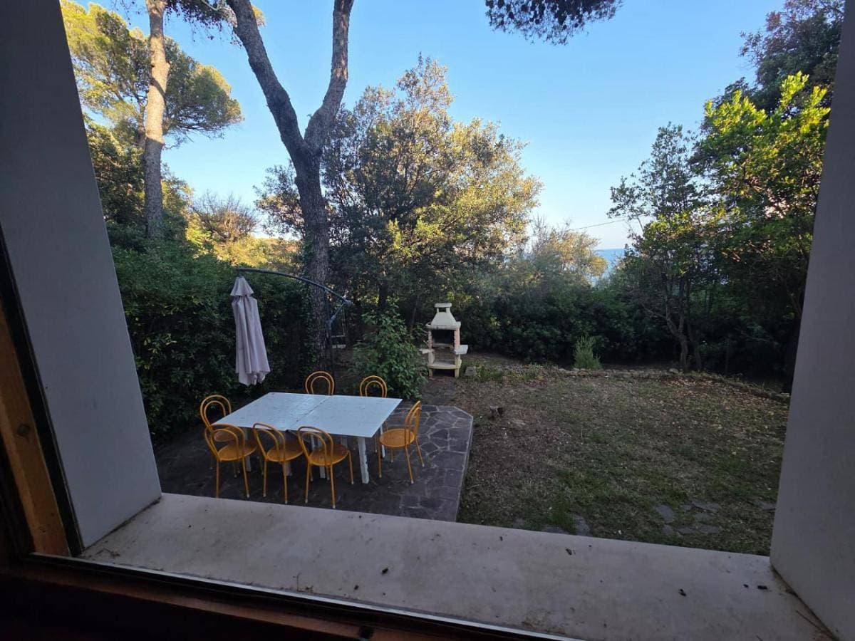 Beachside Villa 1