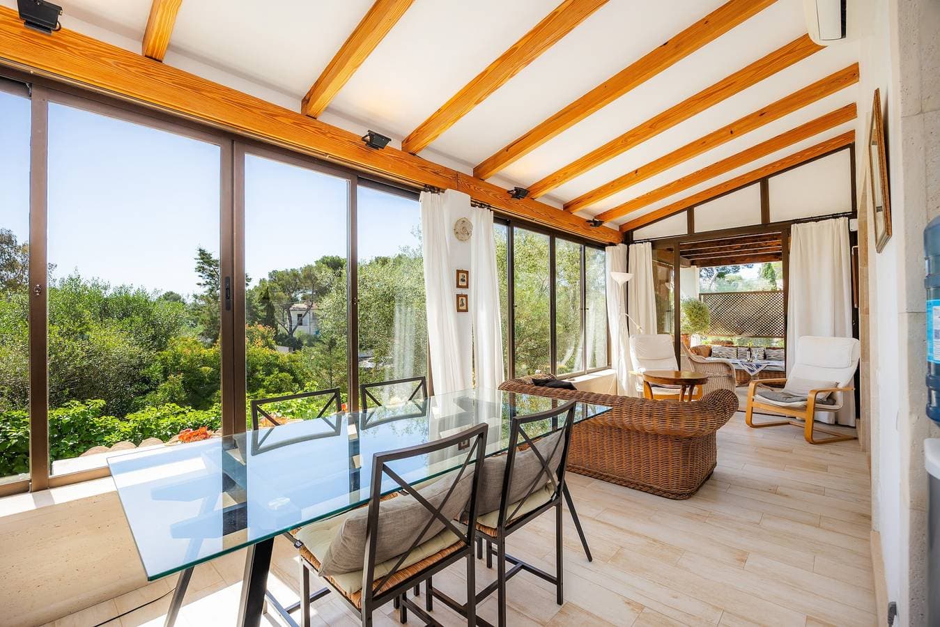 Foto 5 von 41: „Cel Pins“ Ferienhaus mit Apartment, privater Terrasse, WLAN und Klimaanlage