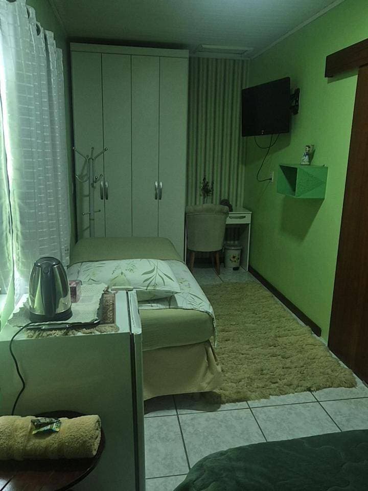 Foto 8 von 43: Triple Room with Shared Bathroom - B