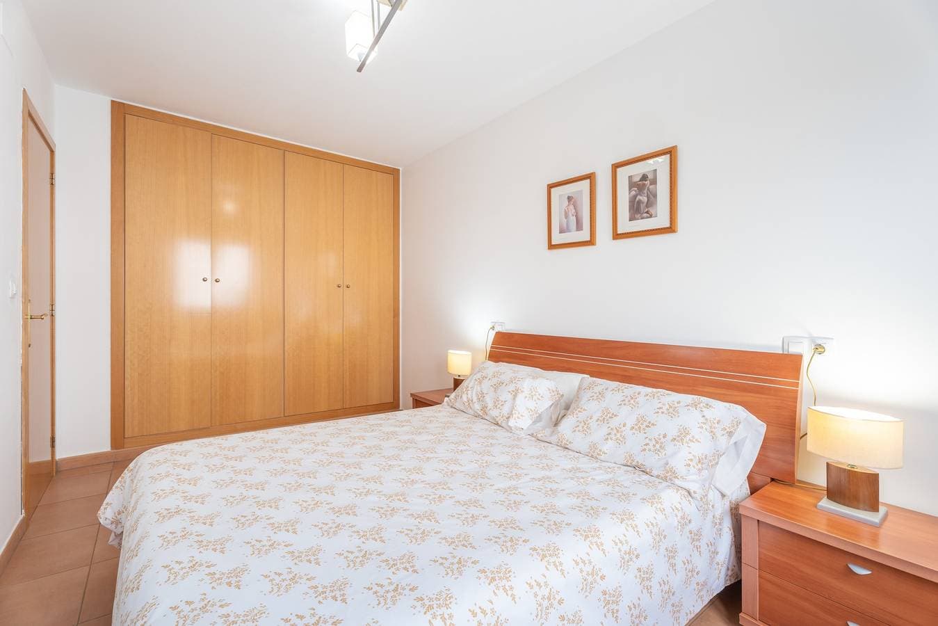 Foto 11 von 34: Ferienwohnung 'En Canet' mit Gemeinschaftspool, Wi-Fi und Klimaanlage