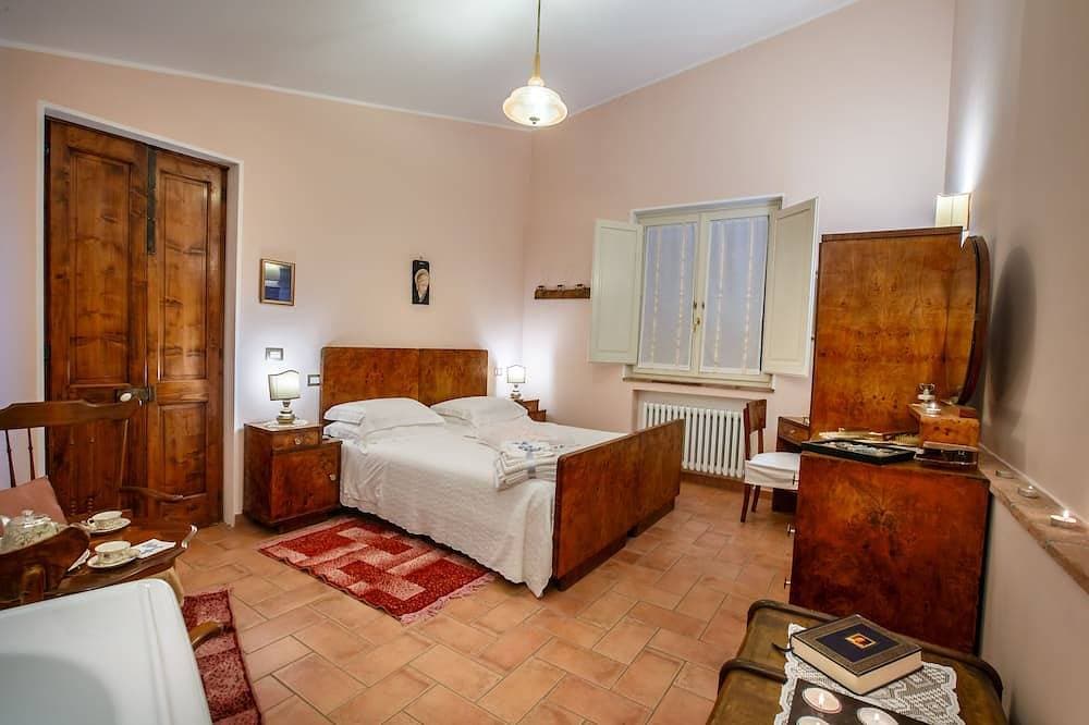 Foto 2 von 30: Villa Nuba, Residenz Bonfigli, Spa-Raum, WLAN, Kamin, Öko-Pool, 5 Minuten vom Zentrum entfernt