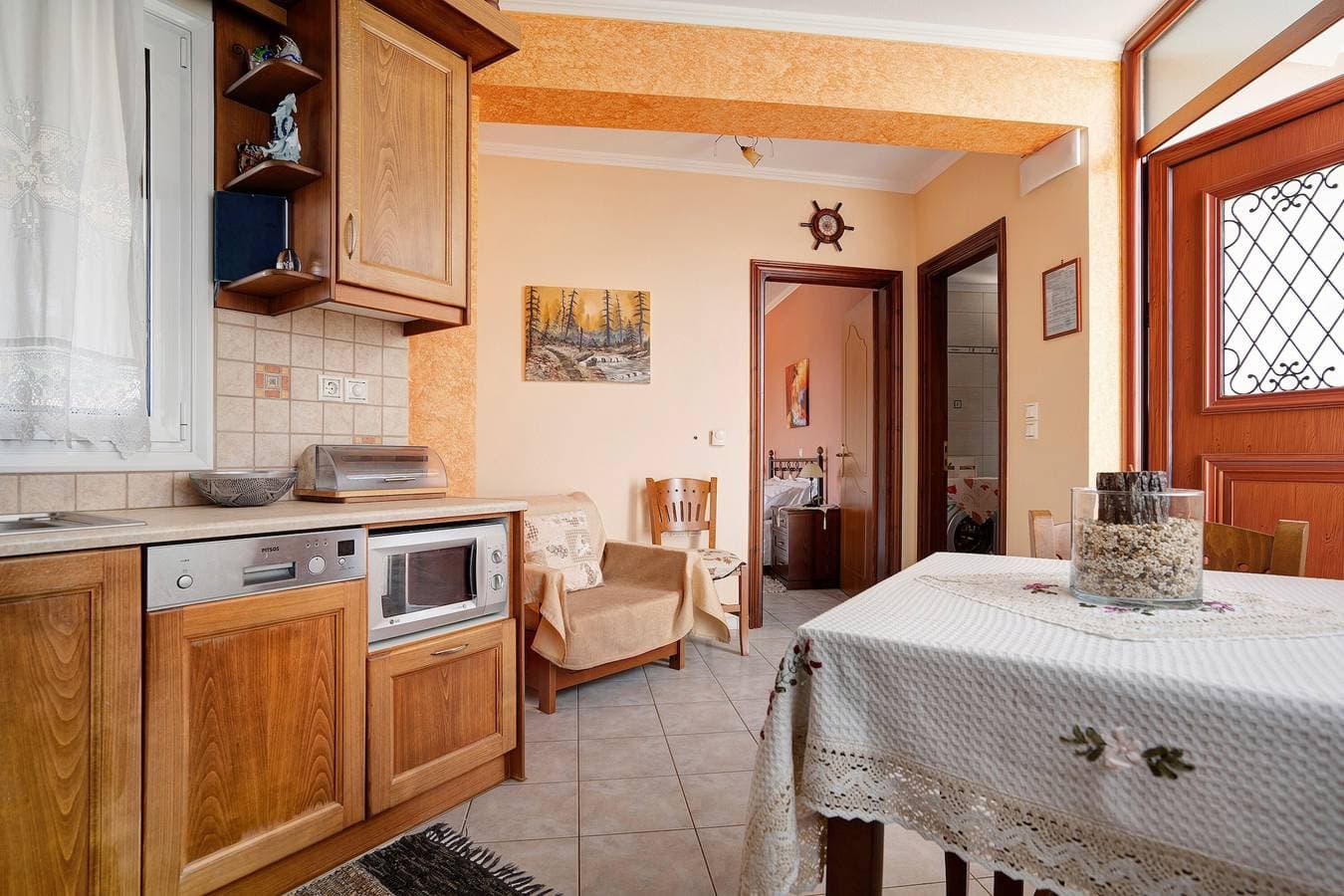 Foto 7 von 23: "Lakis Apartment" mit Meerblick, Garten, Terrasse und WLAN