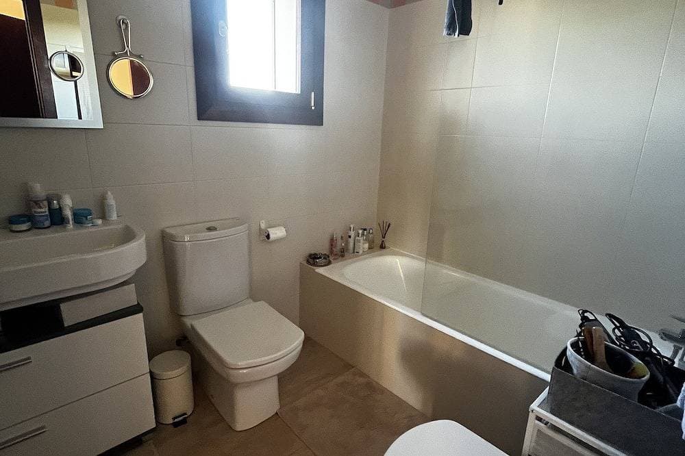 Foto 6 von 21: Schönes Ferienhaus mit Meerblick für 7 Personen