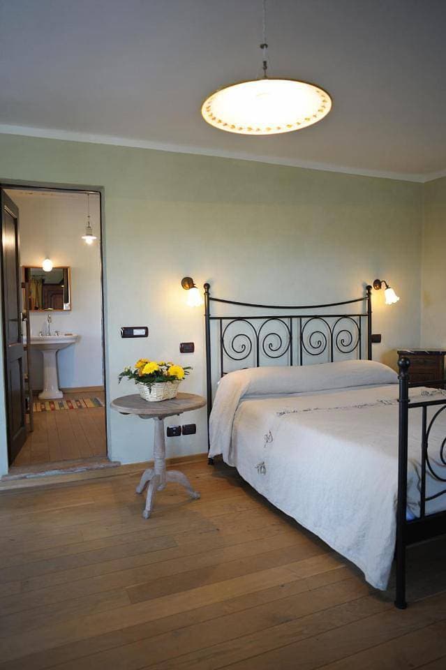 Foto 8 von 9: Double Room