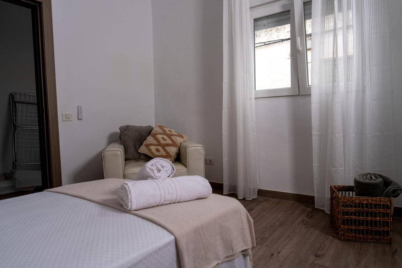 Foto 5 von 27: Two-Bedroom Apartment