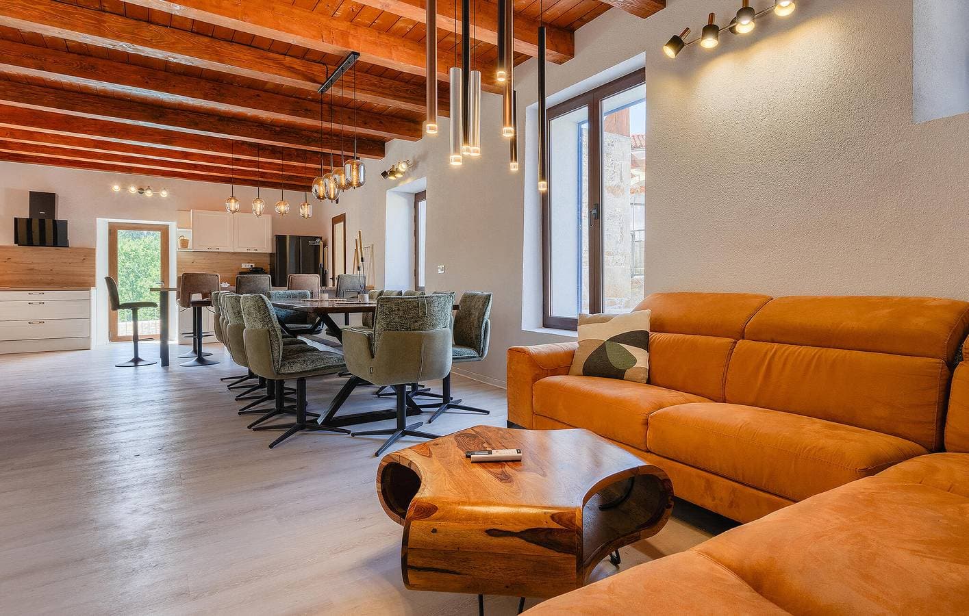 Foto 7 von 36: Gemütliche 1-Zimmer-Wohnung mit Pool, Terrasse und WLAN