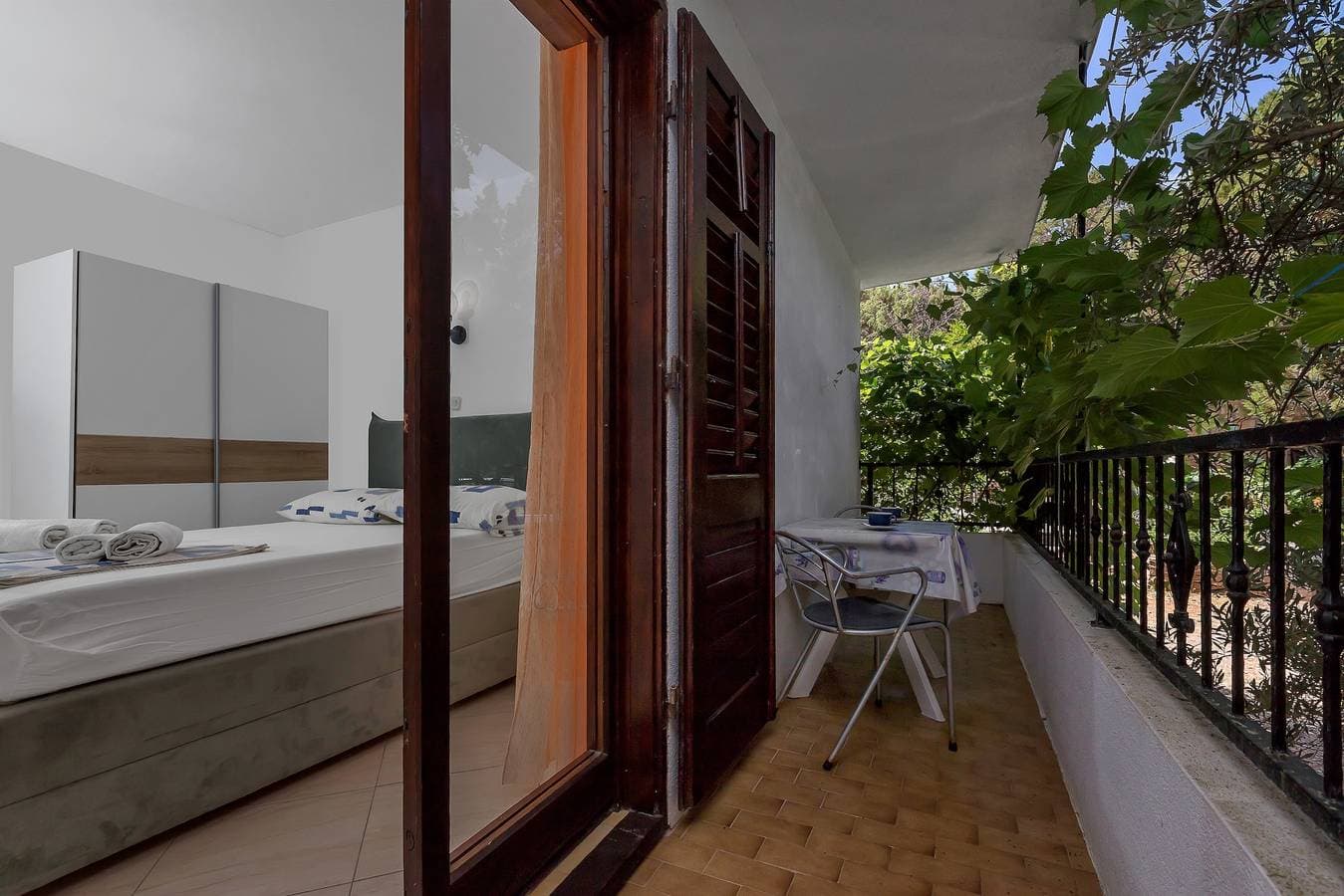Studio Appartement am Strand Bucht Pokrivenik, Hvar As-10427-b 1