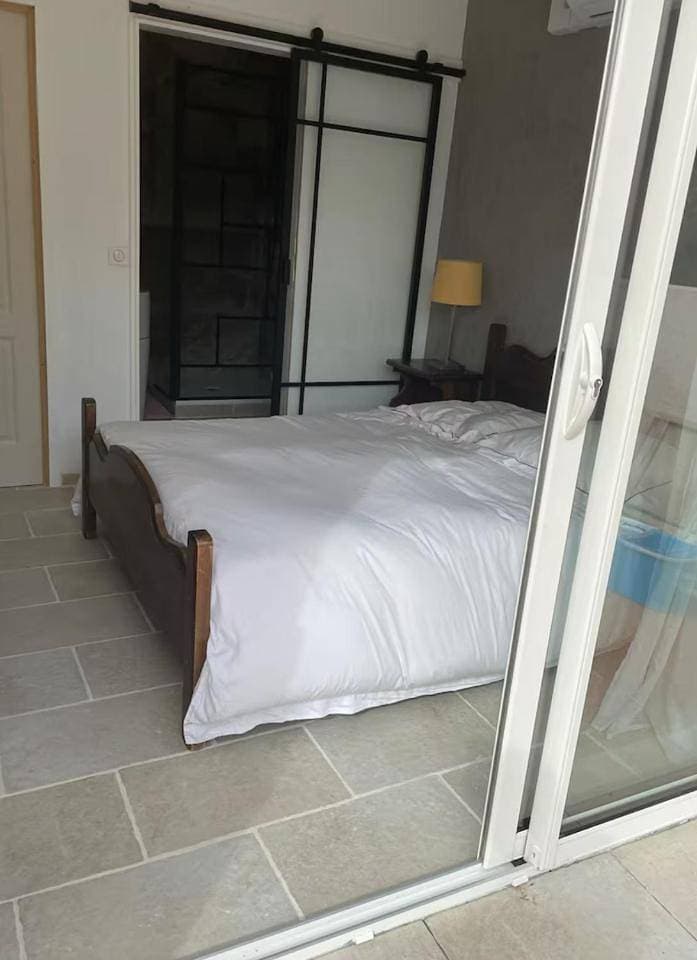 Foto 7 von 8: Double Room