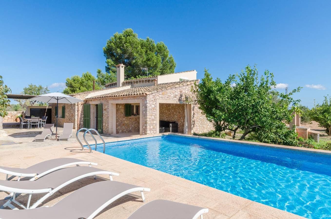 Foto 3 von 40: Can Sitjar - Landhaus mit privatem Pool und Free Wifi am Stadtrand von Porreres