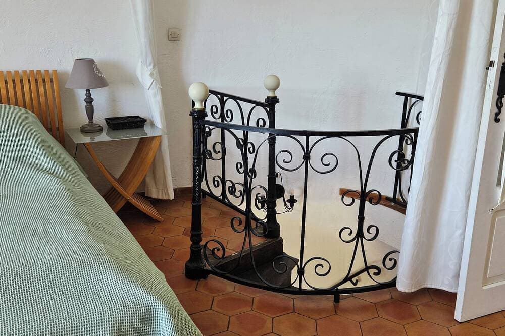 Foto 3 von 25: Villa Aurabelle, provenzialische Villa mit Garten und Pool in Vence,