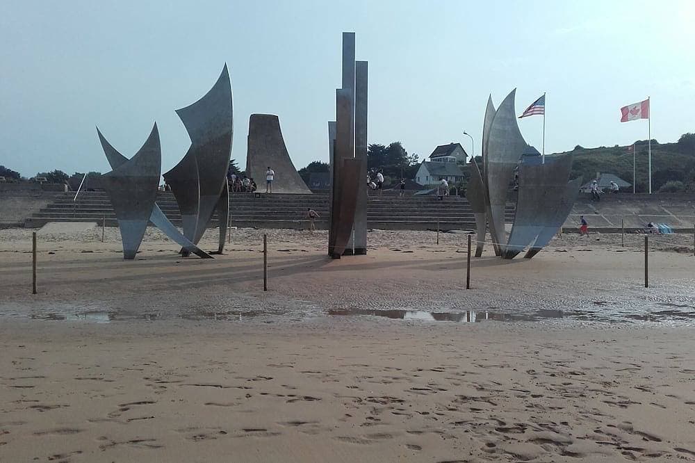 Foto 8 von 12: Omaha Beach Cottage Zwischen Erde Und Meer