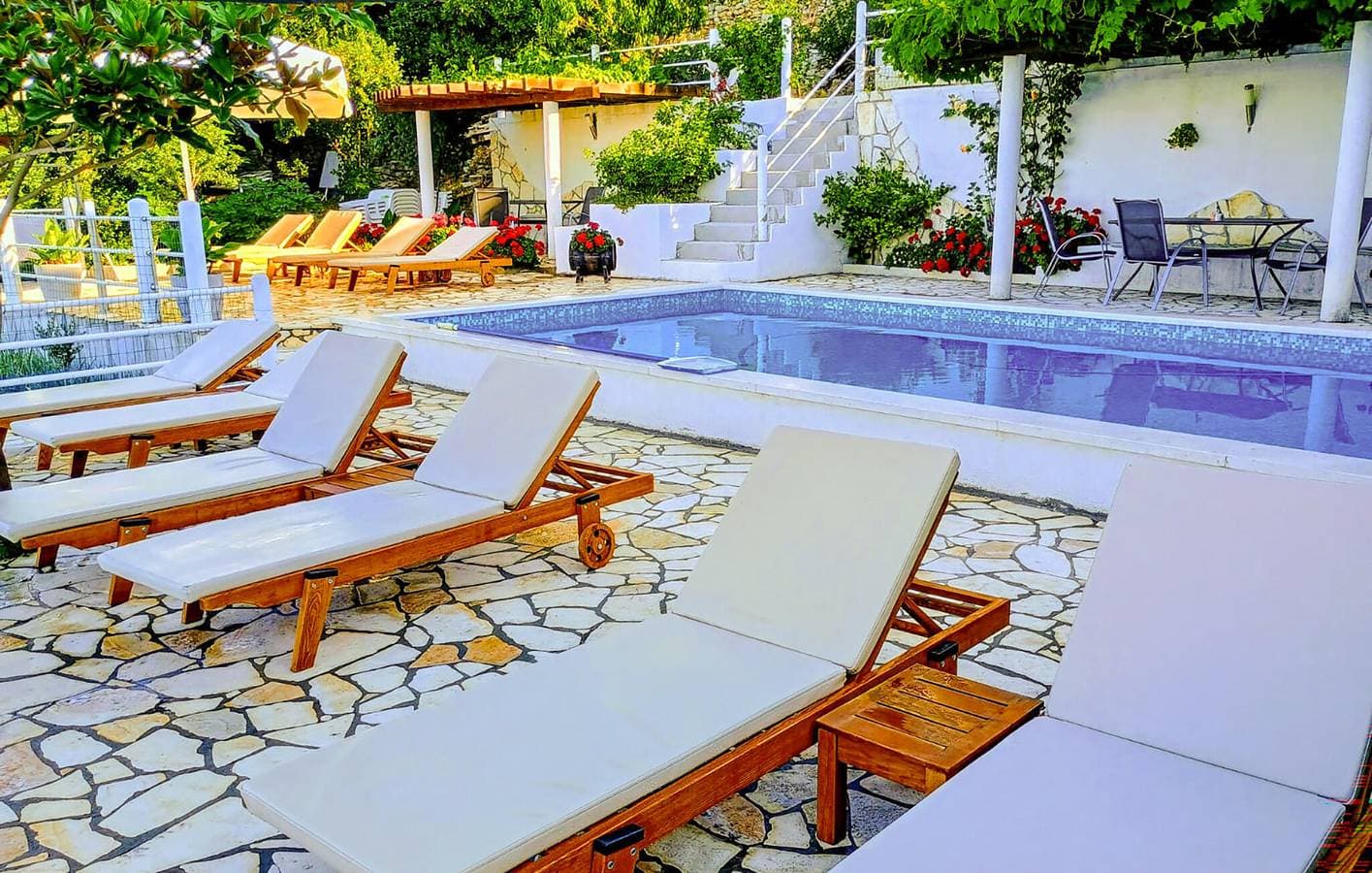 Foto 10 von 32: Apartment am Meer mit Pool und WLAN, nur 300 m vom Juto-Strand entfernt