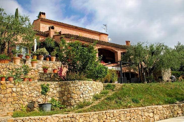 Bastide Rose de Mai 1