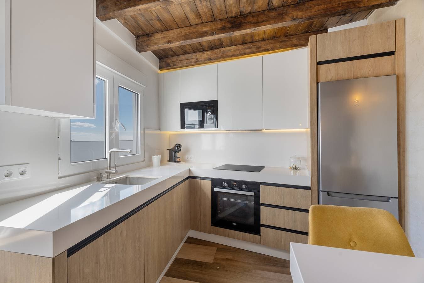 Foto 7 von 24: Ferienhaus 'Miranda 2' mit Meerblick, WLAN und Klimaanlage