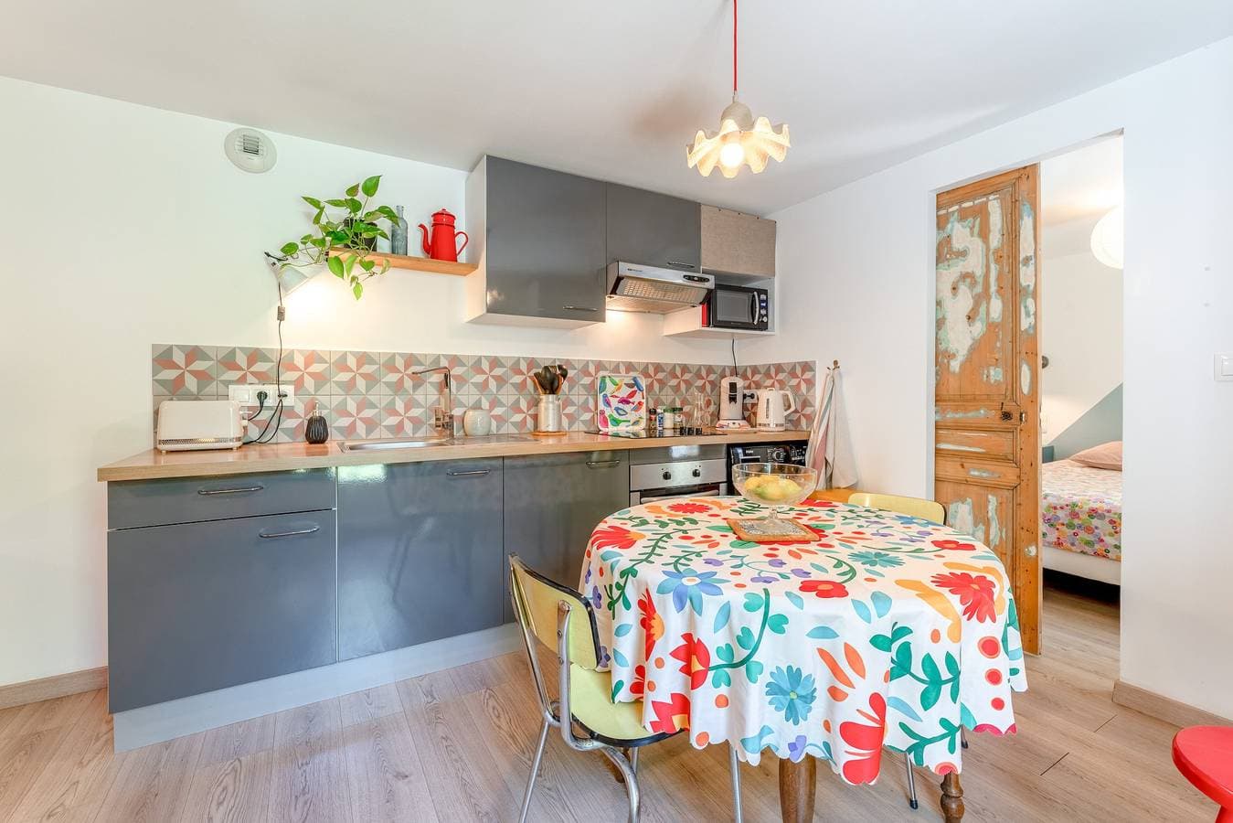 Foto 8 von 29: Ferienhaus 'Jardin' mit Gemeinschaftspool, Privater Terrasse und WLAN